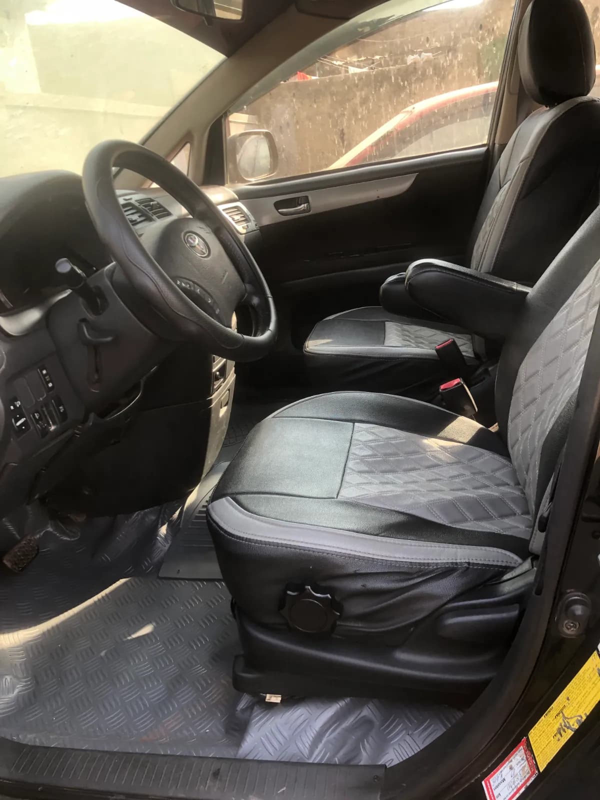 2004 Toyota AVENSIS VERSO for sale in Kigali